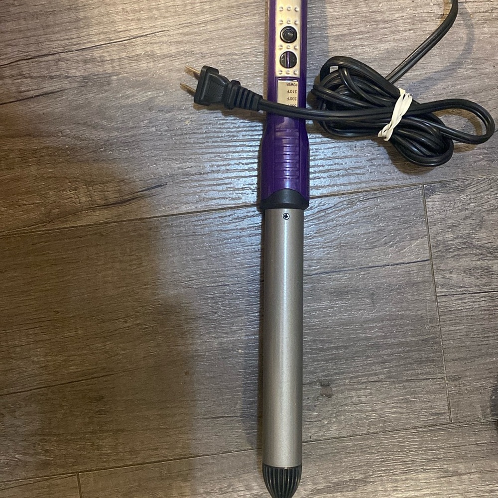 Conair curling iron